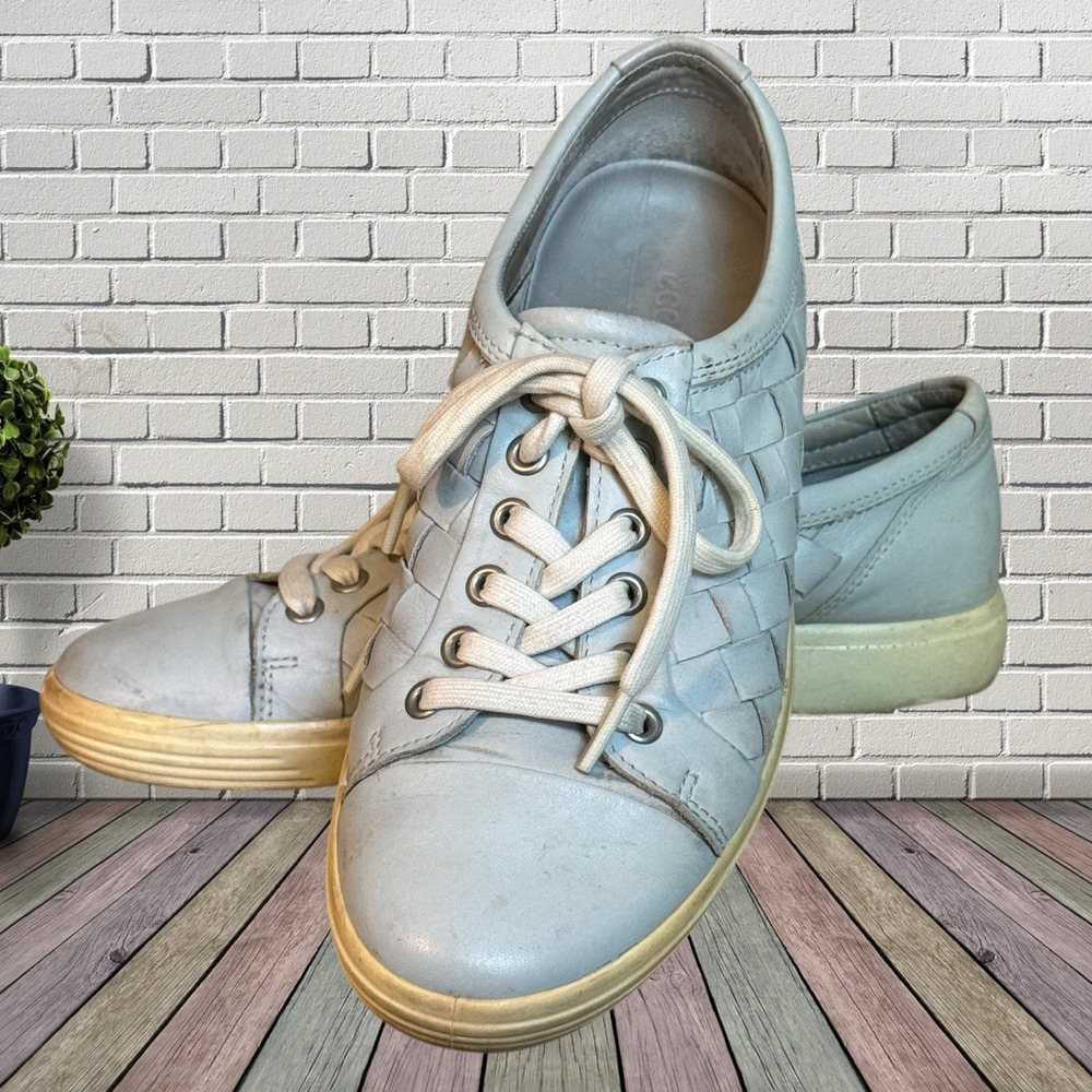 Ecco Soft Woven Tie Sneakers Size 7 Womens Light Gray Leather Lace Up